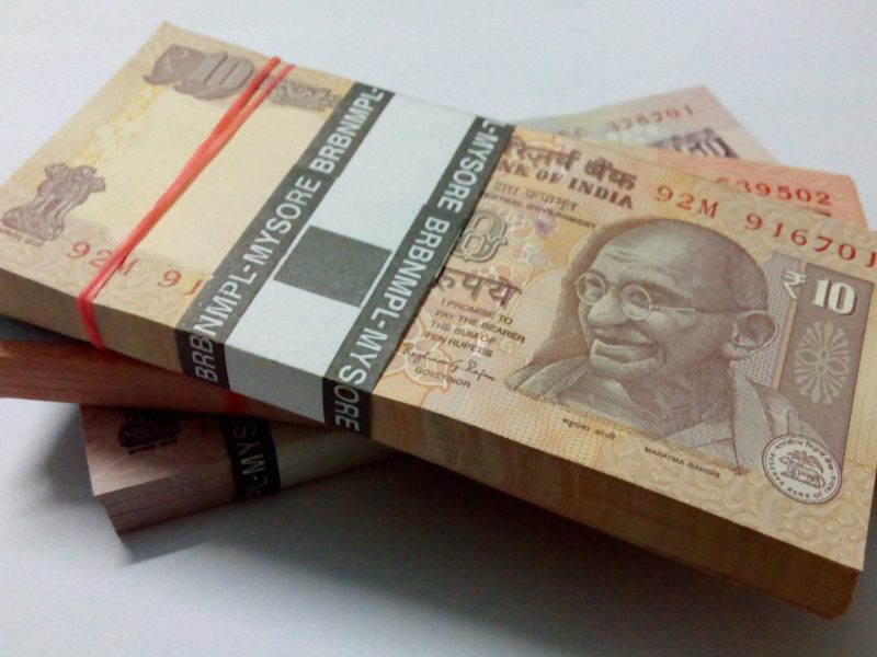 indian-currency-523221_1920.jpg